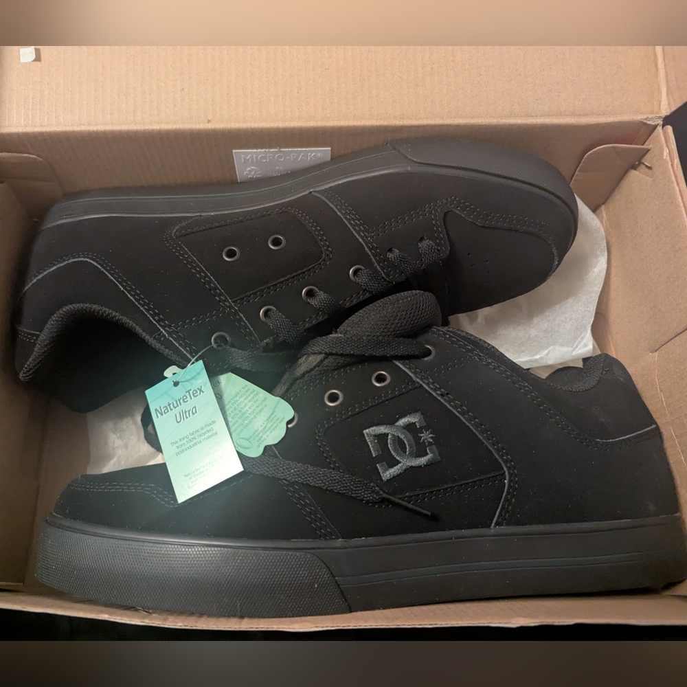 DC Men's Black Skate Shoes